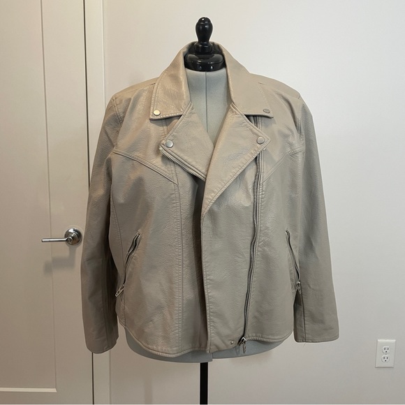 Blank NYC Jackets & Blazers - Blank NYC | 3X | Vegan Leather Jacket